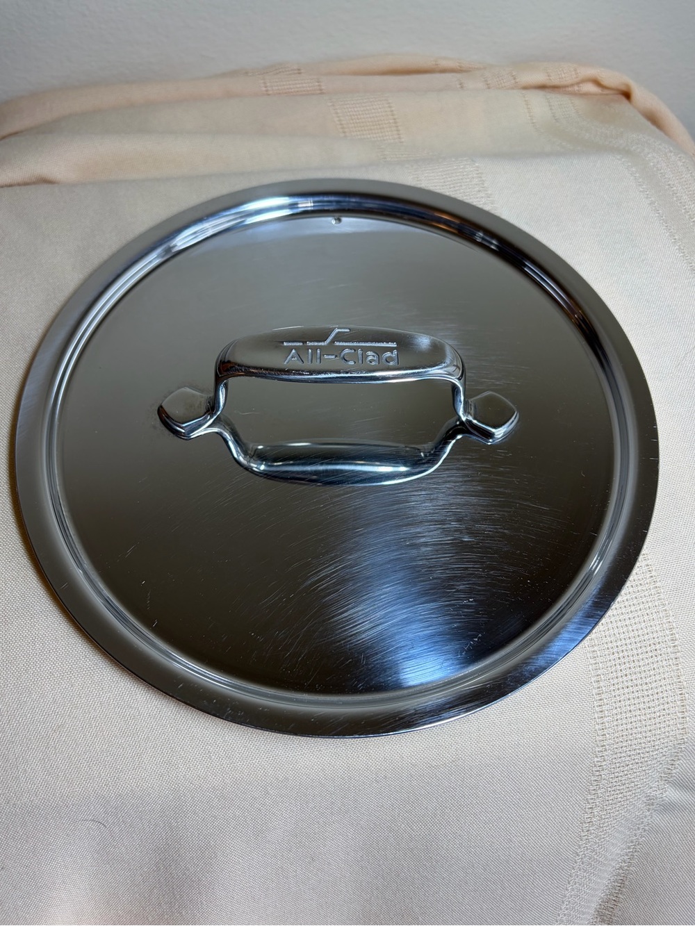 All-Clad Stainless Steel Cookware Lid - replacement 8.5in  7.25 in